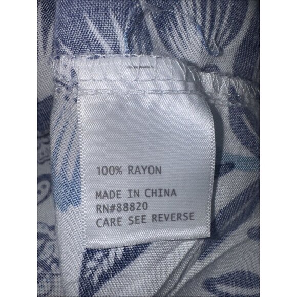 Rachel Zoe Women’s Blue Floral Flutter Sleeve V Neck Blouse Top Size 2X NEW - Picture 6 of 9